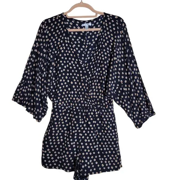 Amuse Society COASTAL ESCAPE Black Gauze Wrap Lined Romper Shorts Women Size S - Picture 2 of 8